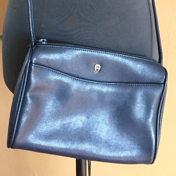 Etienne Aigner Handbags - Vintage Etienne Aiguer Crossbody